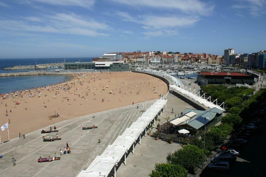 Primera Linea Playa+Parking Gratis Gijón Zewnętrze zdjęcie